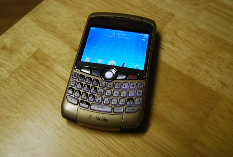 Illustration for article titled T-Mobile's Wi-Fi BlackBerry Curve Is Fo' Real and Quite Tasty